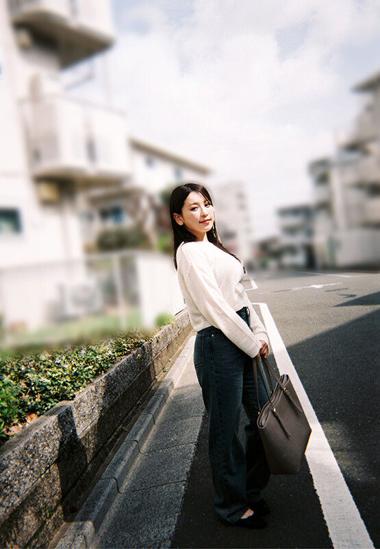 そんなに仲良くない会社の同僚OL紗々原ゆりサンと2次会終わりの流れでホテルへ行ったら身体の相性が良すぎてだんだん甘えモードになったので朝まで何度も精飲と中出しをした 3