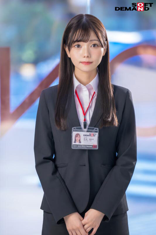 【特典版】宣伝部 松永あかり 初AV出演 3