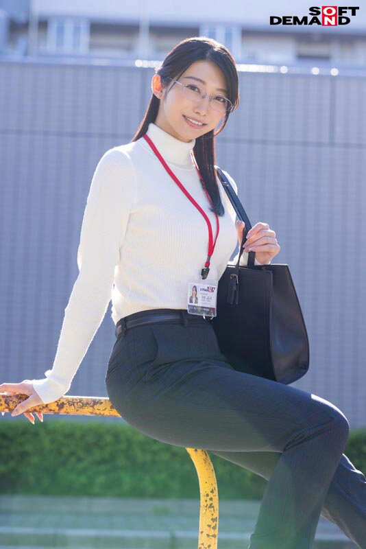 【特典版】秘書 守屋よしの 初AV出演 3