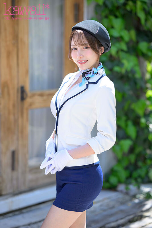 バスガイド出張エステ沼 仕事で心身疲弊した私はすご腕マッサージおじさんの欲求不満解消イカセテクでしか満足できない体になってしまいました。 伊藤舞雪 1