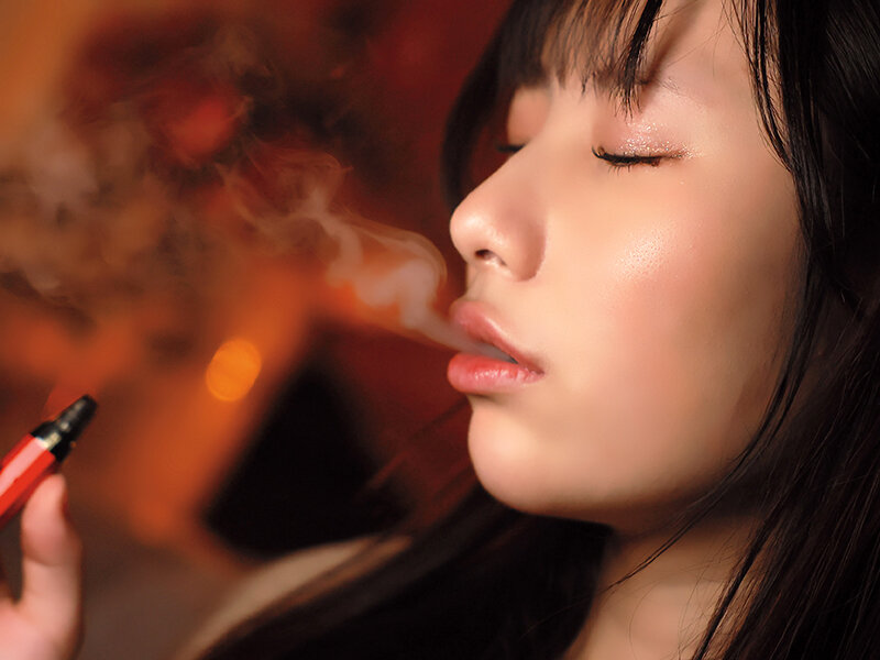 怪しいBARに連れられた新人アイドルが紫煙吸い込み媚薬ガンギマリ状態 抵抗してもVIPルーム外に声は届かず乳揉みビックン手マンでガックガクガニ股失禁潮吹きアヘ顔が戻らなくなるまで何度もイキ狂ったキメセク乱パ会 松井日奈子 4