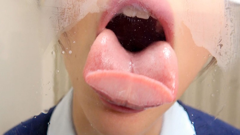 ヨダレだけで男性を勃起させる‘唾液の女神様’唾液ダラダラベチョベチョ唾責めSEXで連続中出し！歯科衛生士 みうさん（26歳） 4