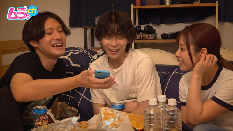 ニンゲン観察 「王様の命令は絶対だよね？」王様ゲームで押しに弱いバイトの女友達を口説いて生SEX！ロールキャベツ系イケメン生チ●ポに堕ちていくうぶっ娘女子大生。 2