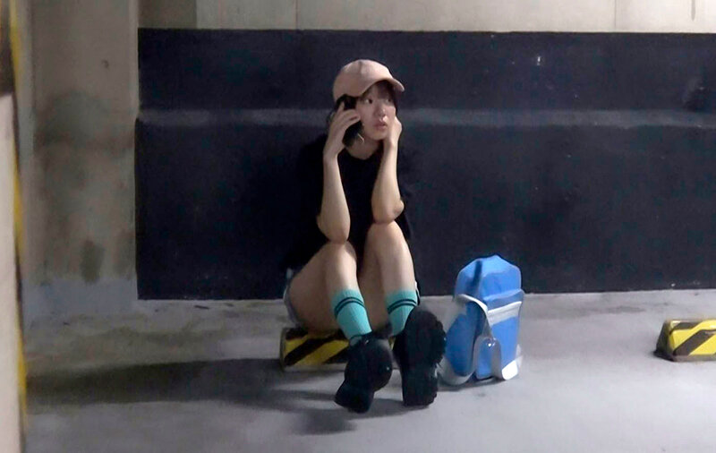 駐車場で見つけた無毛つるぺたニートチョロまん家出娘 赤名いと 1