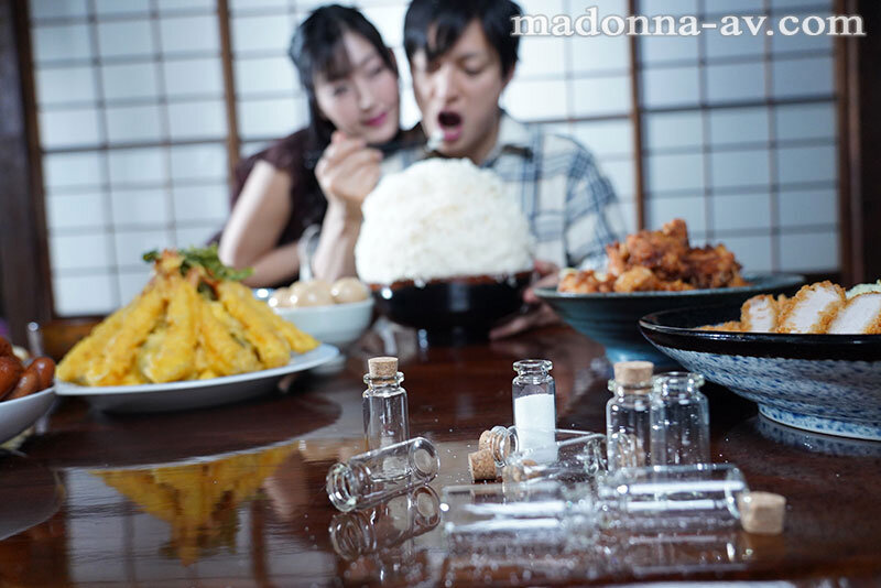 父が再婚して1ヶ月、義母に媚薬混入メシを食べさせられて、絶倫勃起モンスターに育てられていたー。その先を語るのなら義母も誤って食べてガンギマリ女になった。 吉永塔子 2