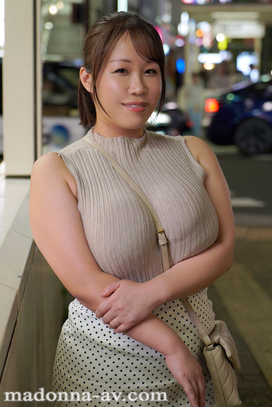 【豊田怜花 デビュー作レビュー】43歳Lカップ人妻が魅せる衝撃のAVデビュー｜マドンナMONROEレーベル 1