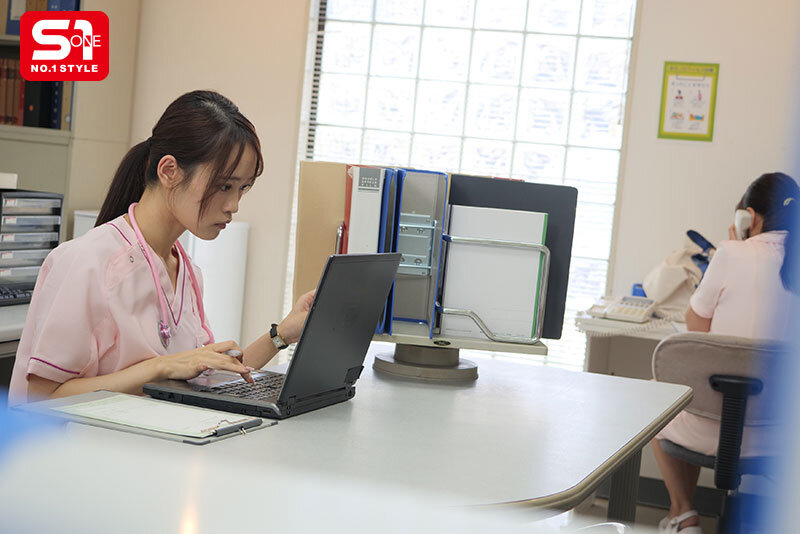 2度目のAV出演 鎧（ナース着）を脱いだ癒しの白衣の裸天使。 退職までの数日間で撮影密着 本格AV女優への成長記録3本番 桜みお 2