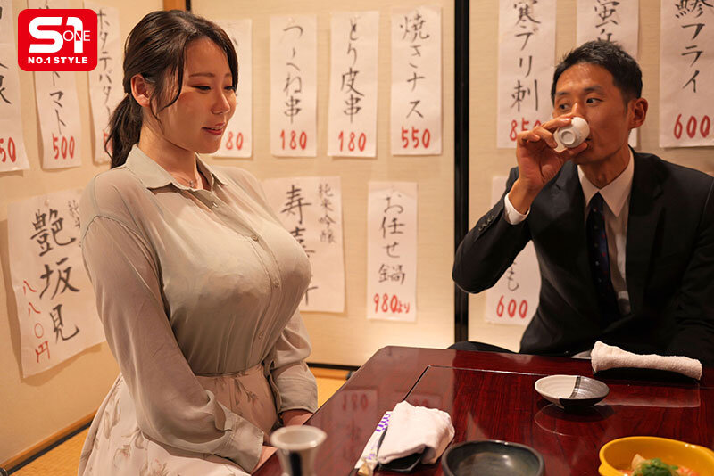 混み合った終電― 酔って緩い感じのOL― 偶然に触れたKカップ― もう我慢できずにメチャクチャ痴●しまくったら…まさかの俺のテクの虜に。 みなみ羽琉 1