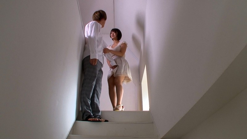 濃交 ～パイパン女優の濃密リアル中出しSEX～ 深田結梨 1